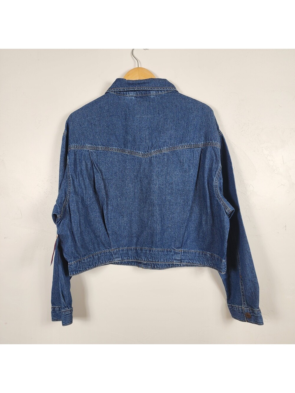 Levi Strauss Signature Easy Trucker Denim Jacket Relaxed Fit Women Large NWT - Picture 2 of 8